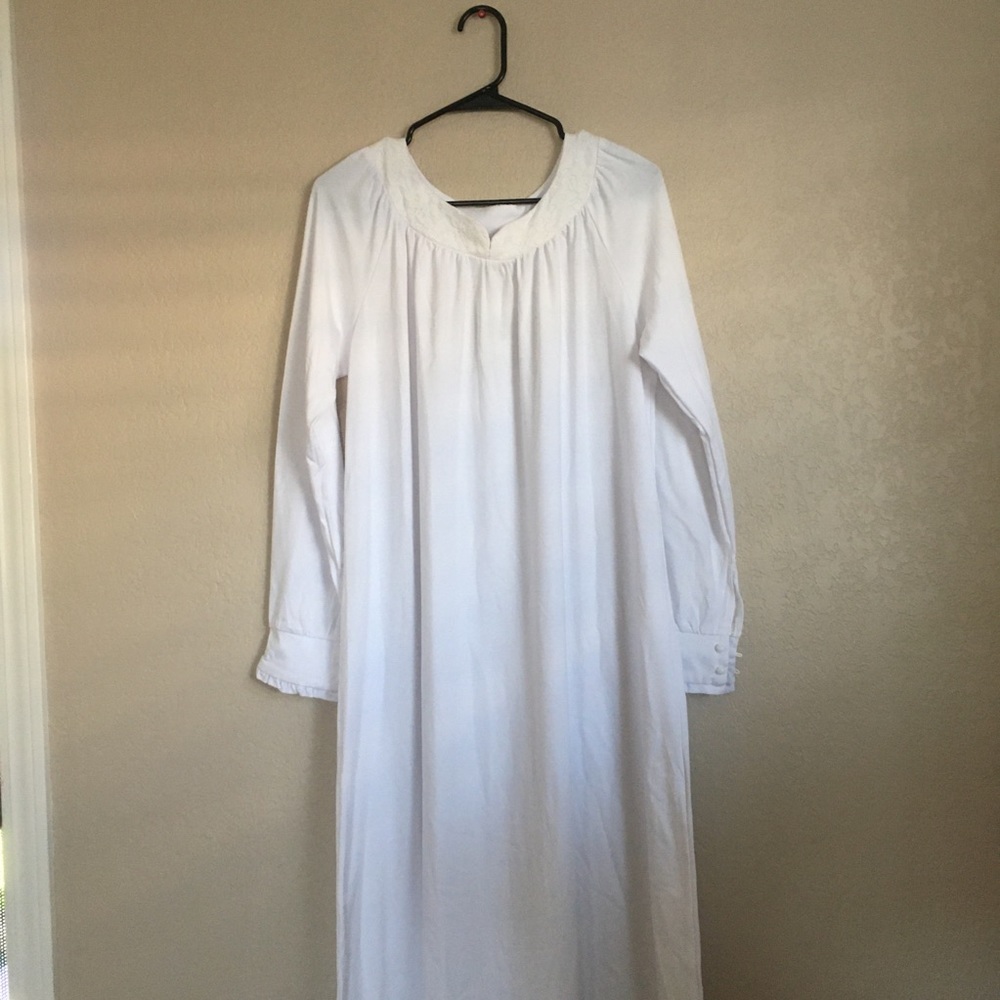 Ekouaer | night gown | Xl | NWT